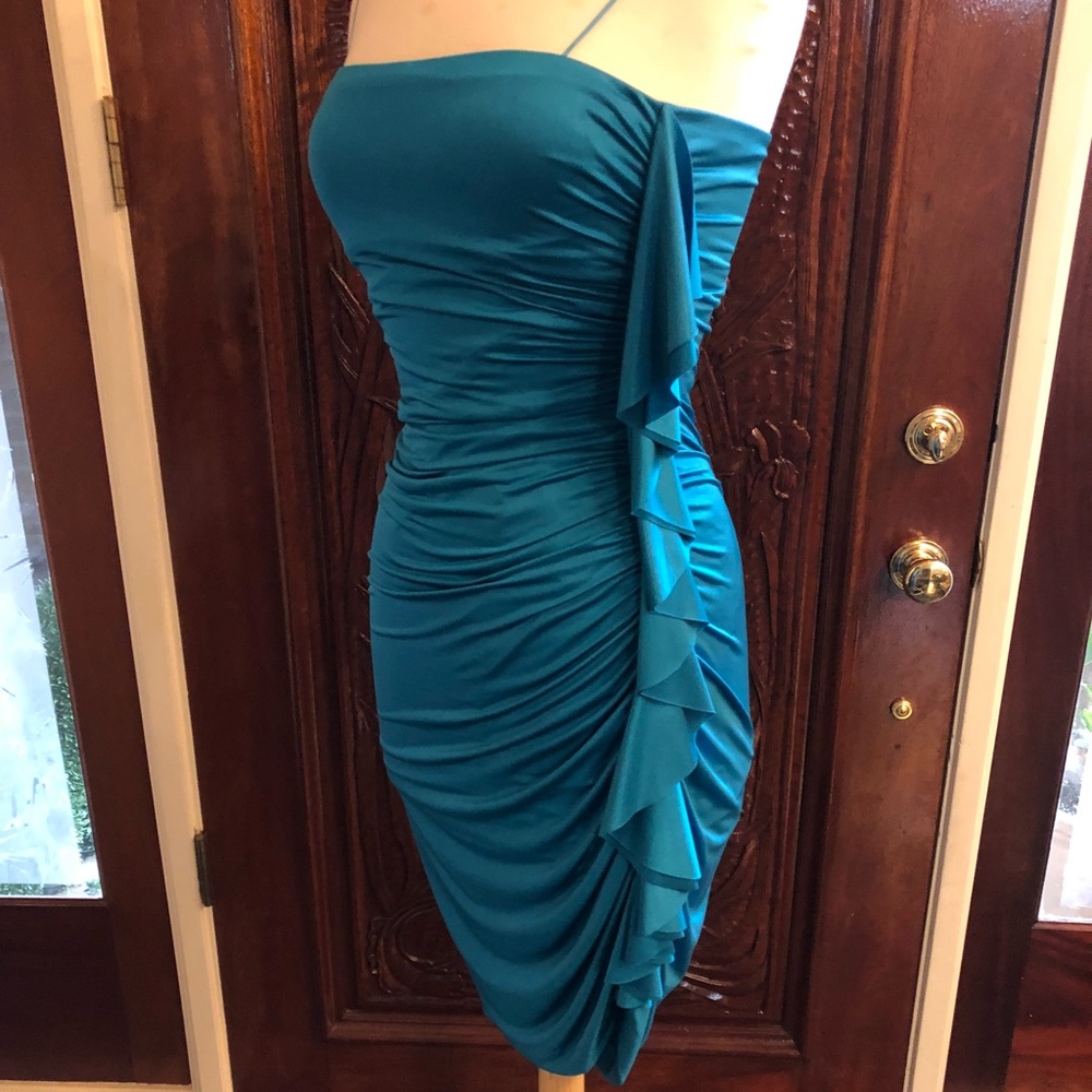 Very sexy cocktail dress, size 8 - Picture 5 of 8
